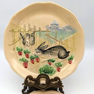 Vintage (1983) The Haldon Group Parade of Bunnies 9" Salad Plates